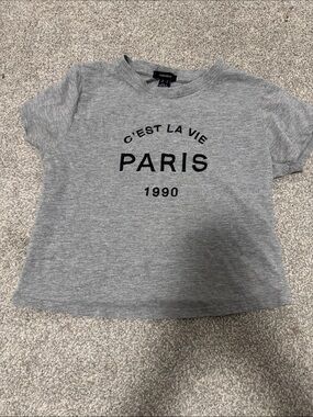 Forever 21 Gray Kids Tee with Black Paris Print
